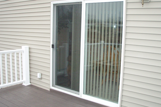 Olivehurst-screen-door-repair