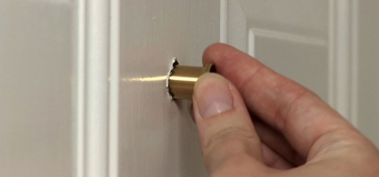 peephole door repair in Olivehurst